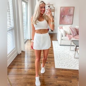 Outdoor voices Hudson 4” Skort 
White 
Size XS